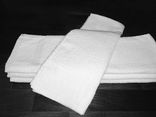 24 Pieces White 16" x 27" Inches Cotton Blend Economy Hand/Salon/Gym Towel 