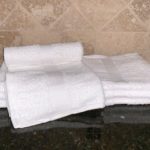 DYED HAND TOWEL WHITE